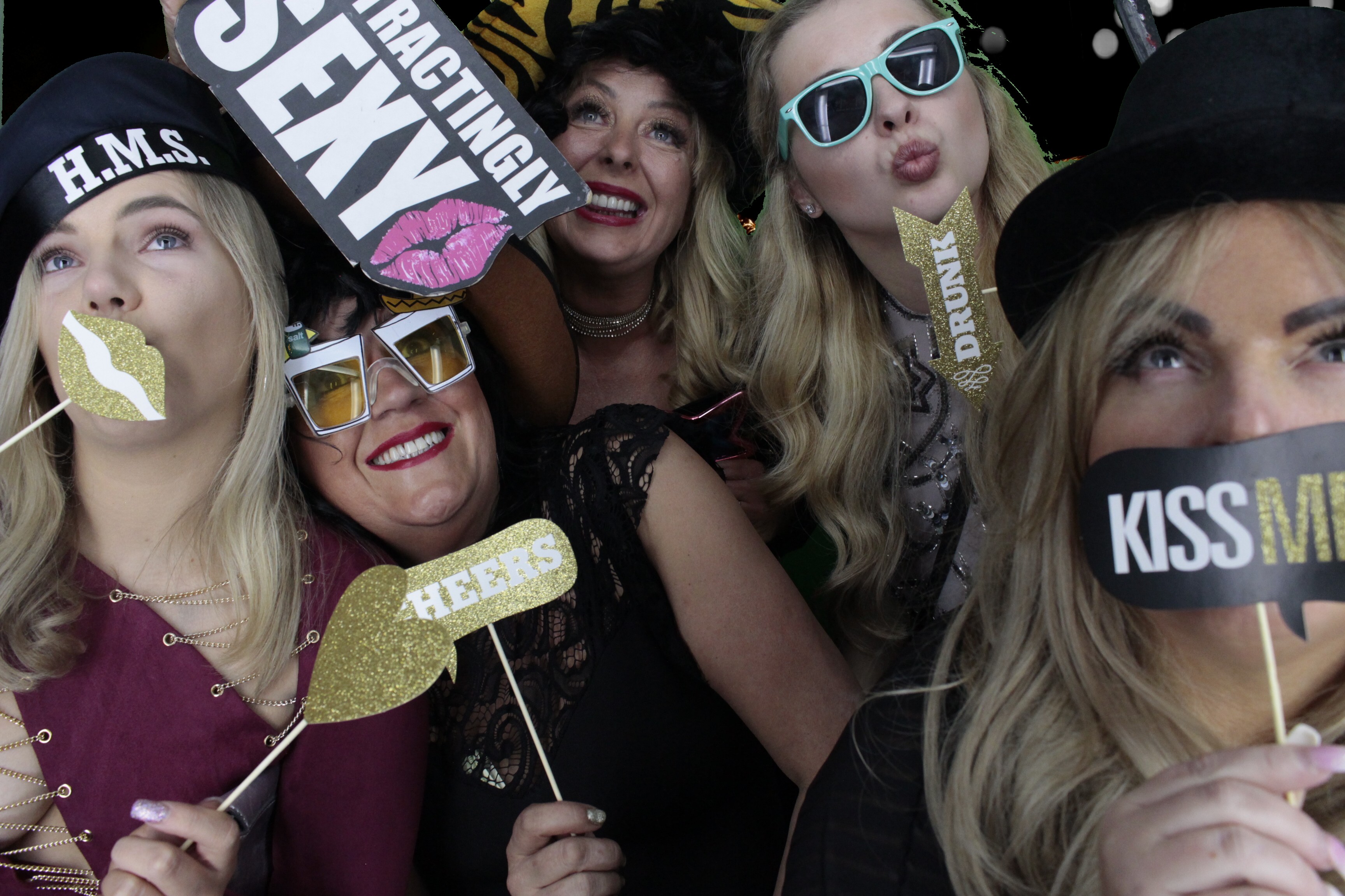 The Sussex Exchange New Years Eve | View more photos from the event at gallery.myphotoboothexperience.co.uk/u/MyPhotoBoothExperienceLtd/The-Sussex-Exchange-New-Years-Eve